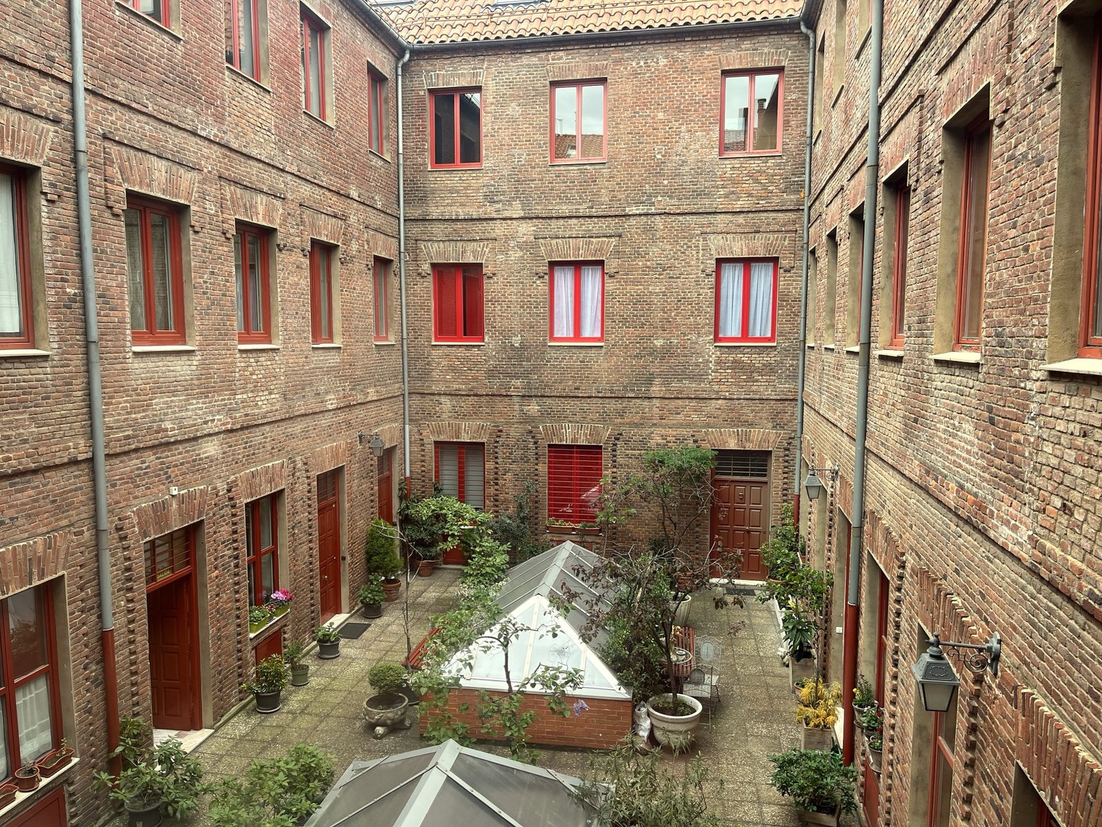 Building courtyard